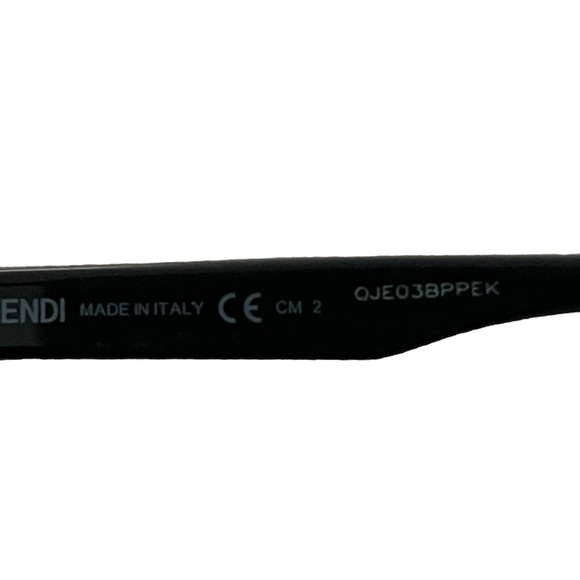 Fendi Women Sun Glasses main image 5